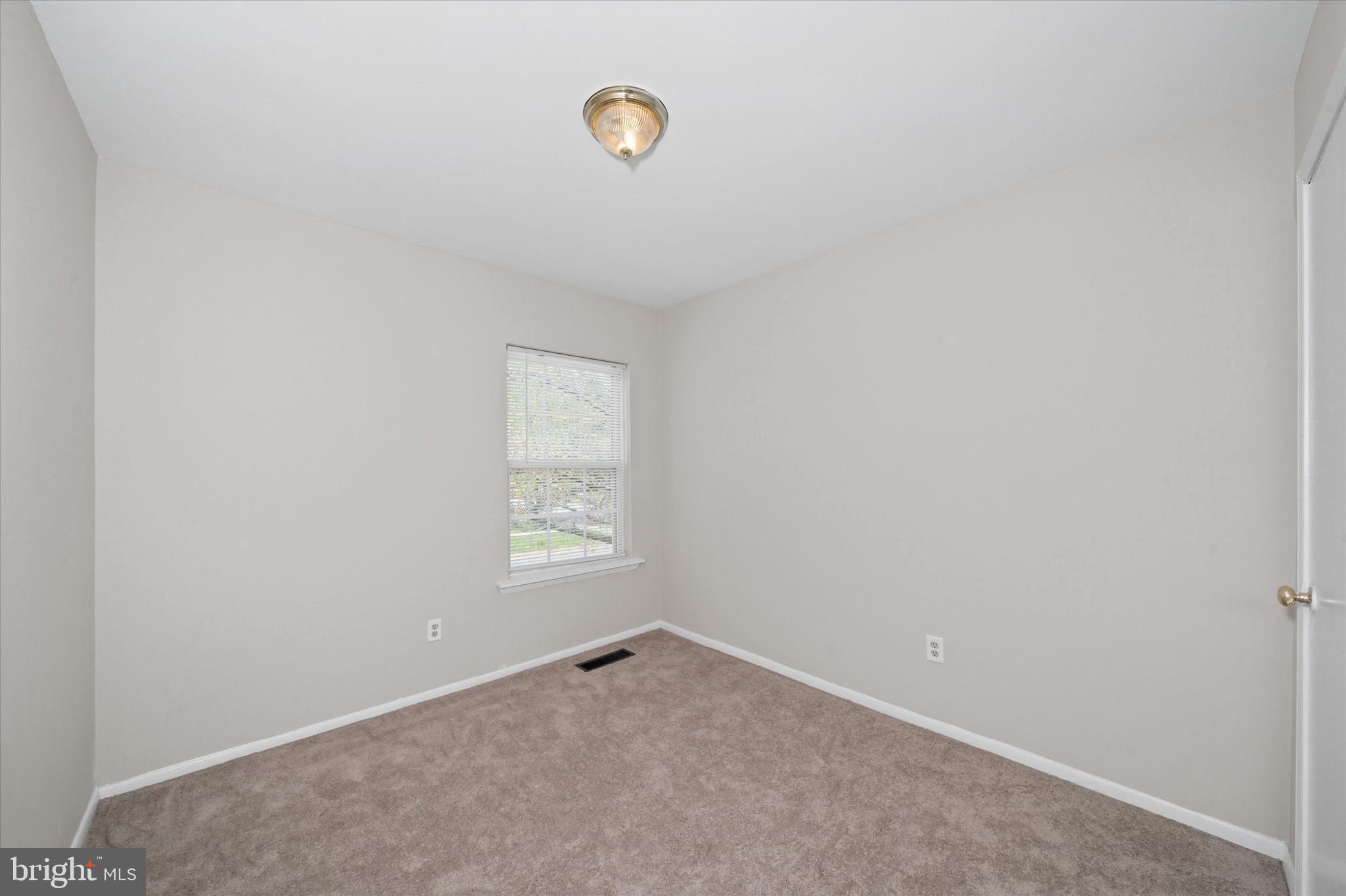 ELKTON TOWNHOUSES - Residential