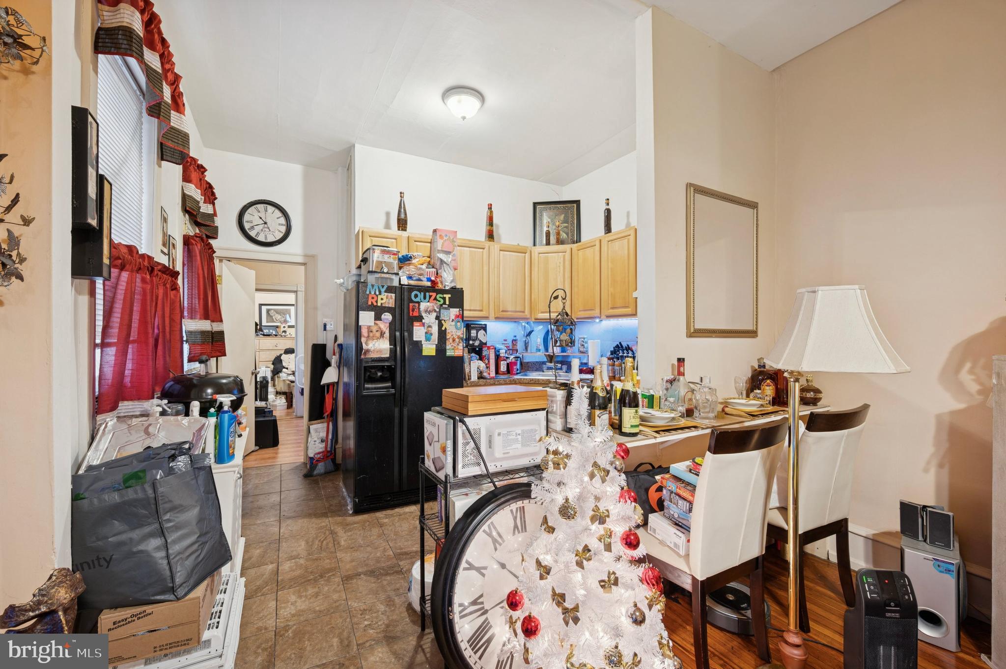 FELTONVILLE - Residential Income