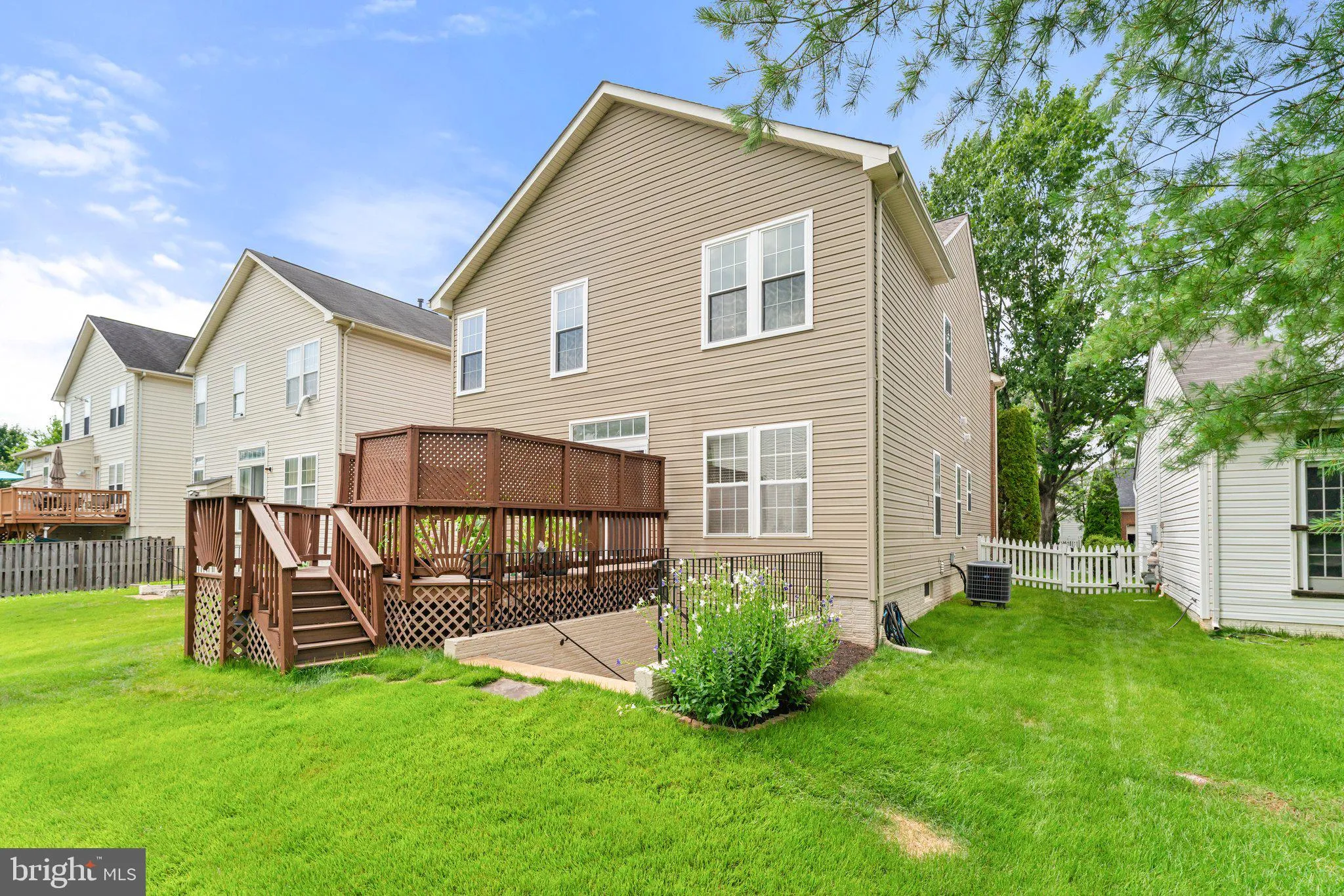 Gainesville, Virginia 20155, United States, 4 Bedrooms Bedrooms, ,4 BathroomsBathrooms,Residential,Coming Soon,149244