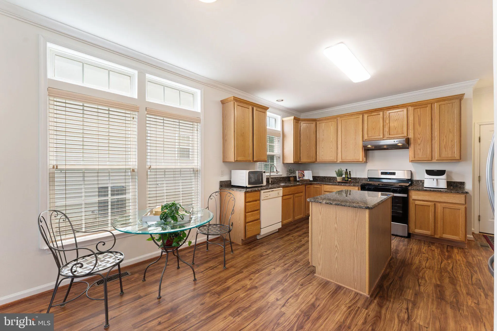 Gainesville, Virginia 20155, United States, 4 Bedrooms Bedrooms, ,4 BathroomsBathrooms,Residential,Coming Soon,149244