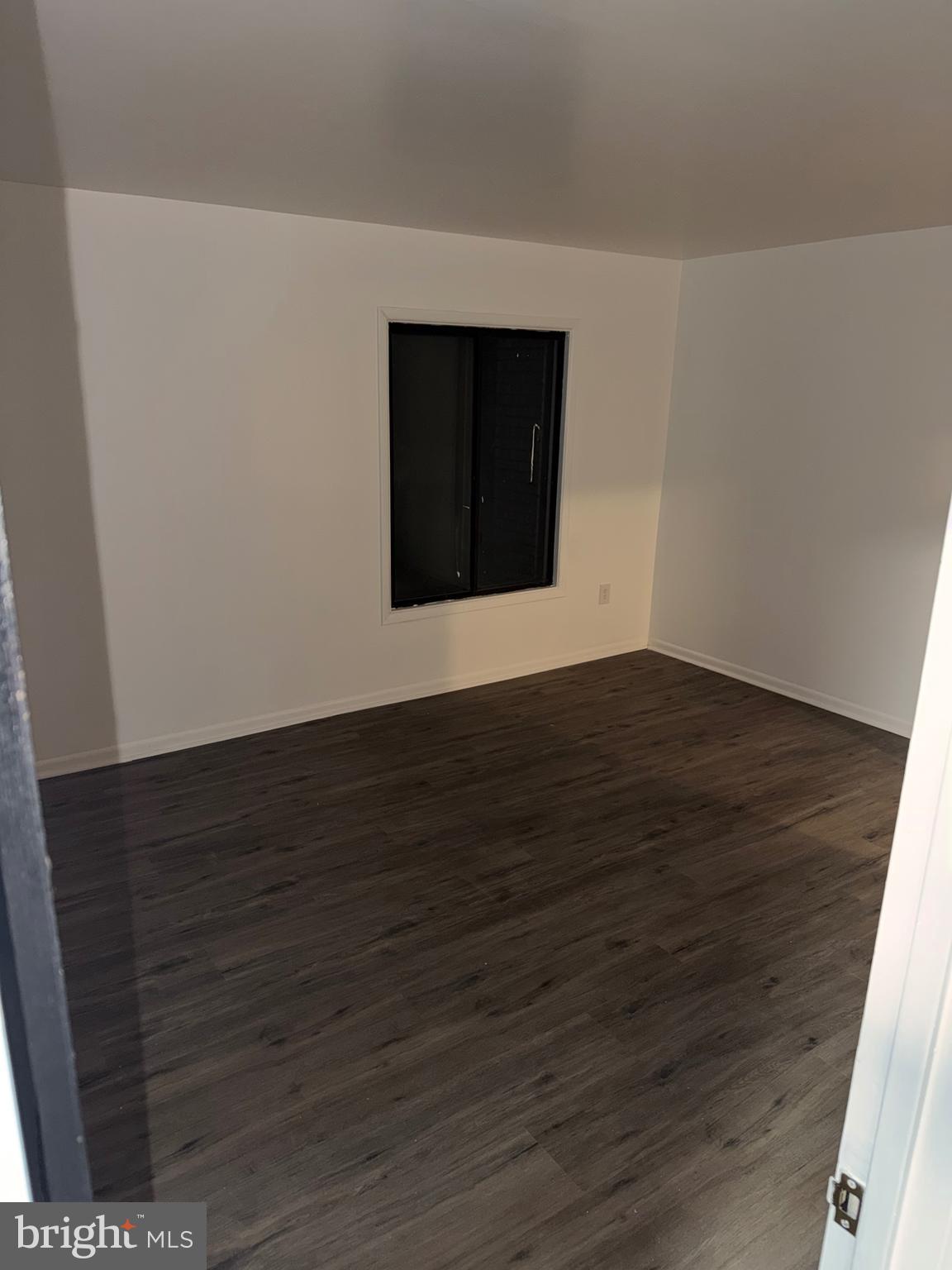 HUNTING RIDGE CONDOMINIUM - Residential Lease