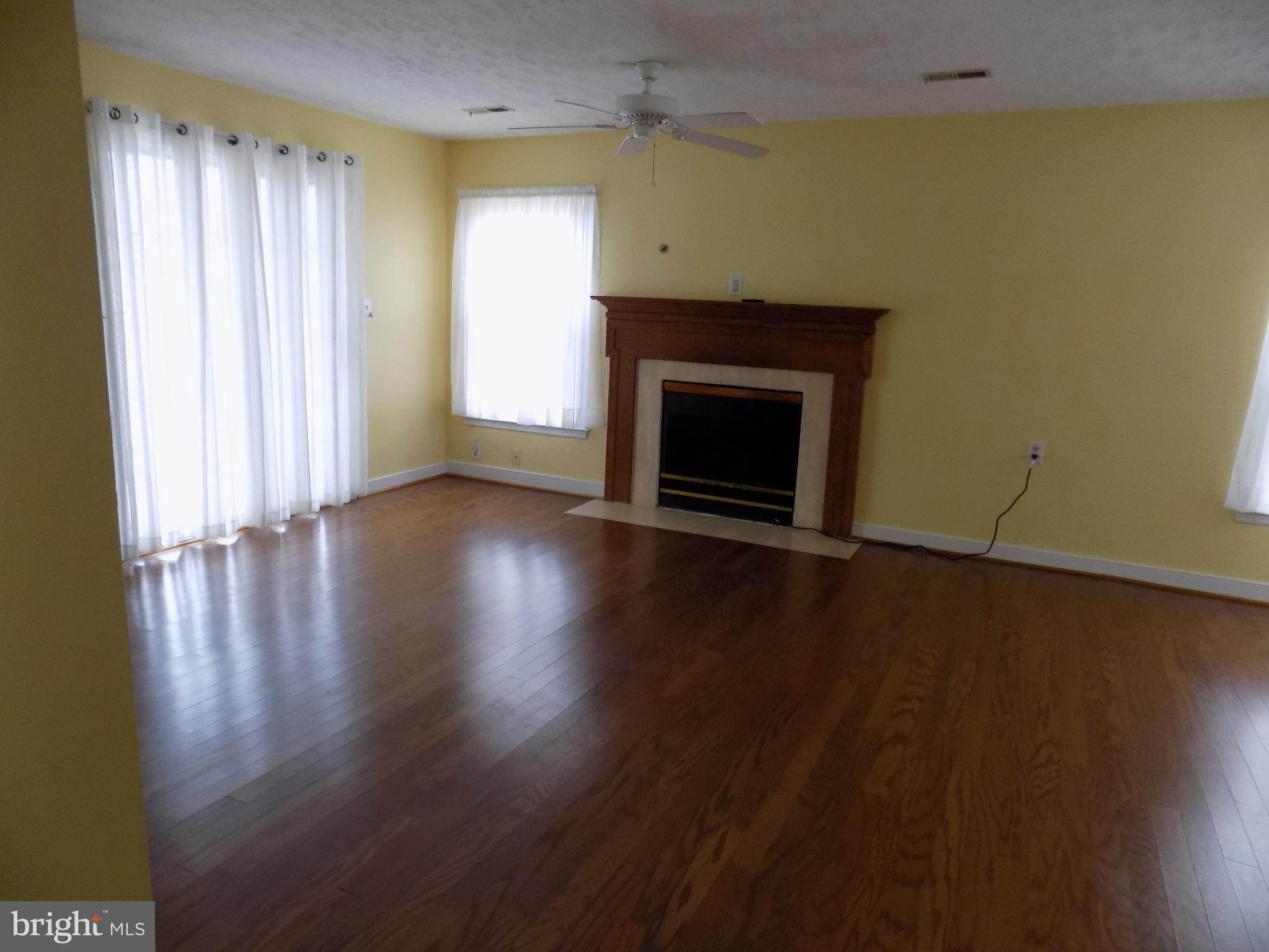 SUMMERLAKE - Residential