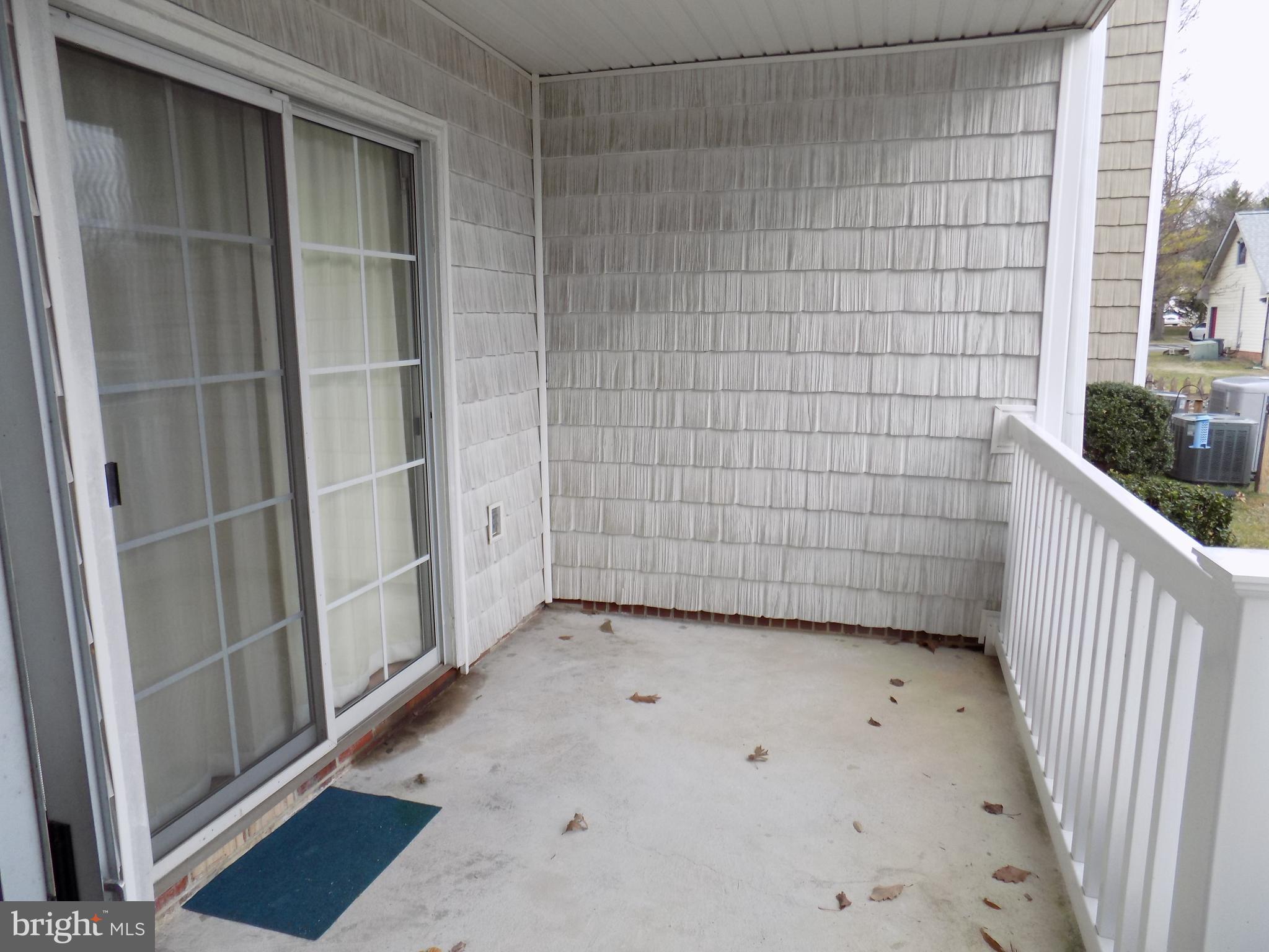 SUMMERLAKE - Residential