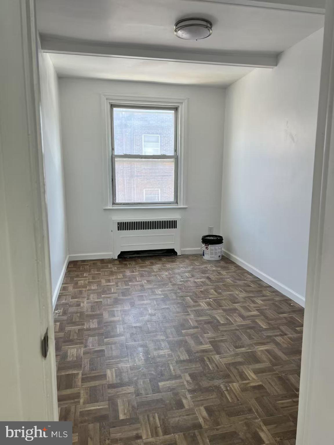 OXFORD CIRCLE - Residential Lease