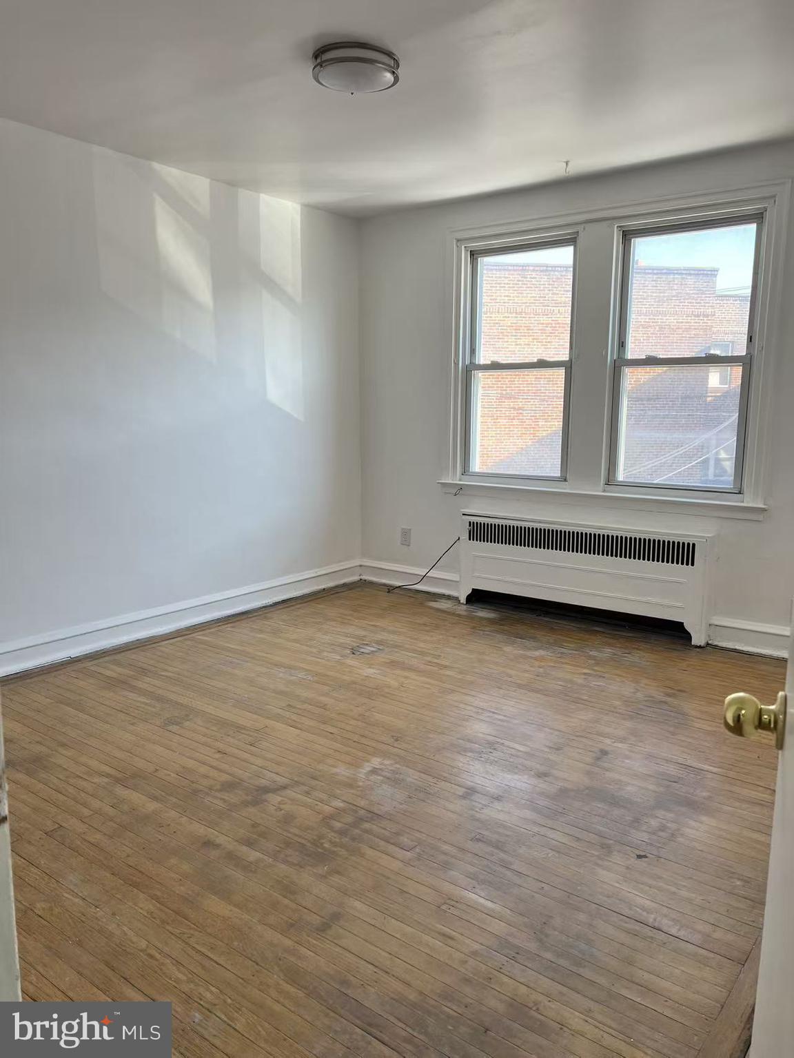 OXFORD CIRCLE - Residential Lease