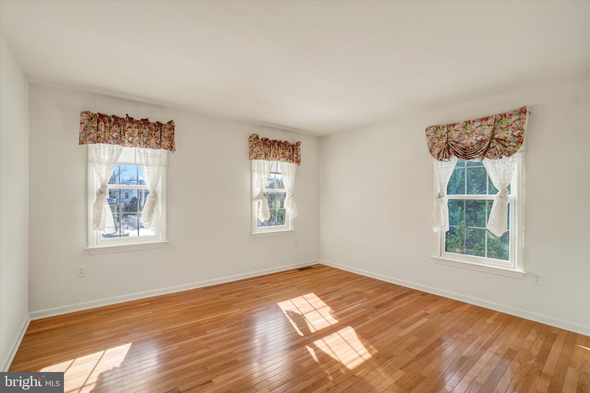 CHESTNUT RIDGE - Residential