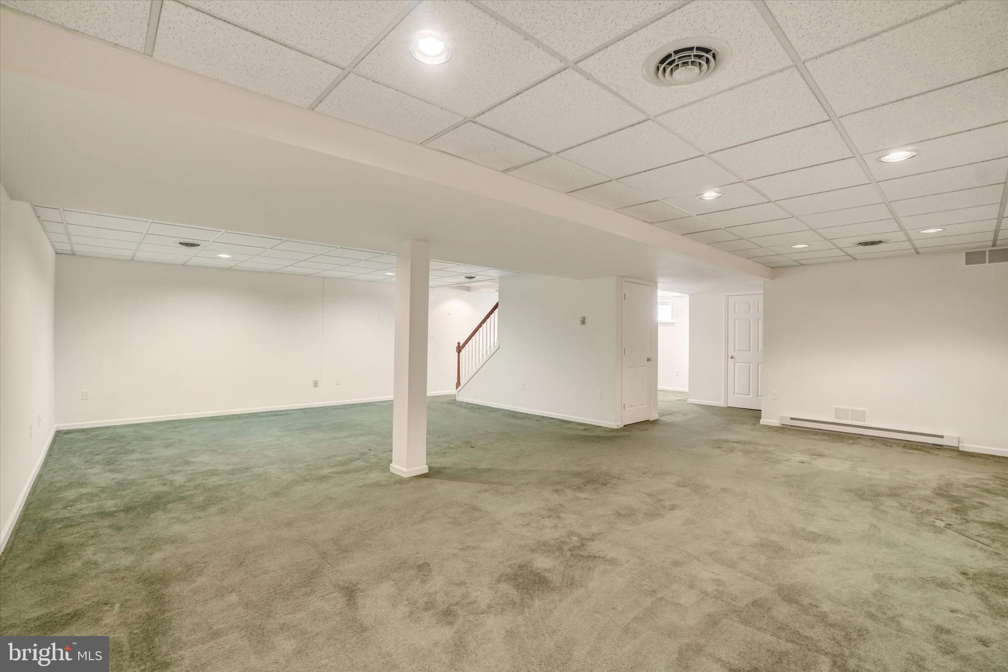 CHESTNUT RIDGE - Residential