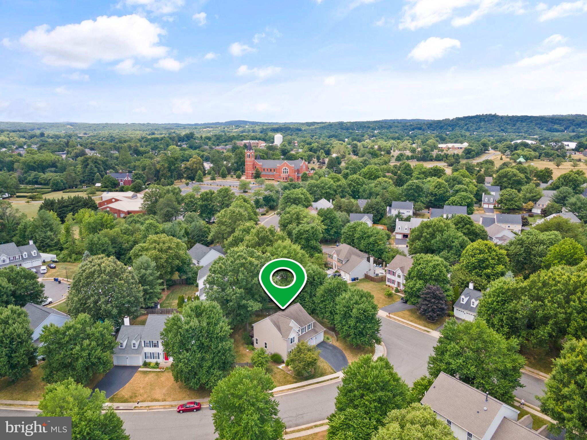 MANORS OF LEESBURG - Residential