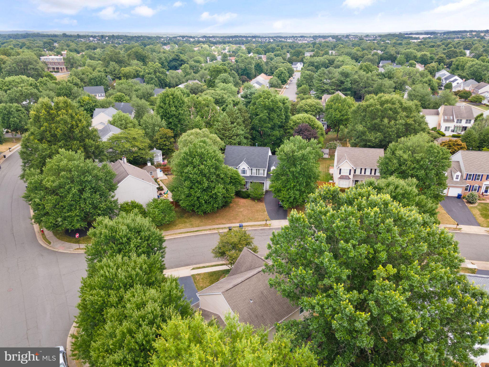 MANORS OF LEESBURG - Residential