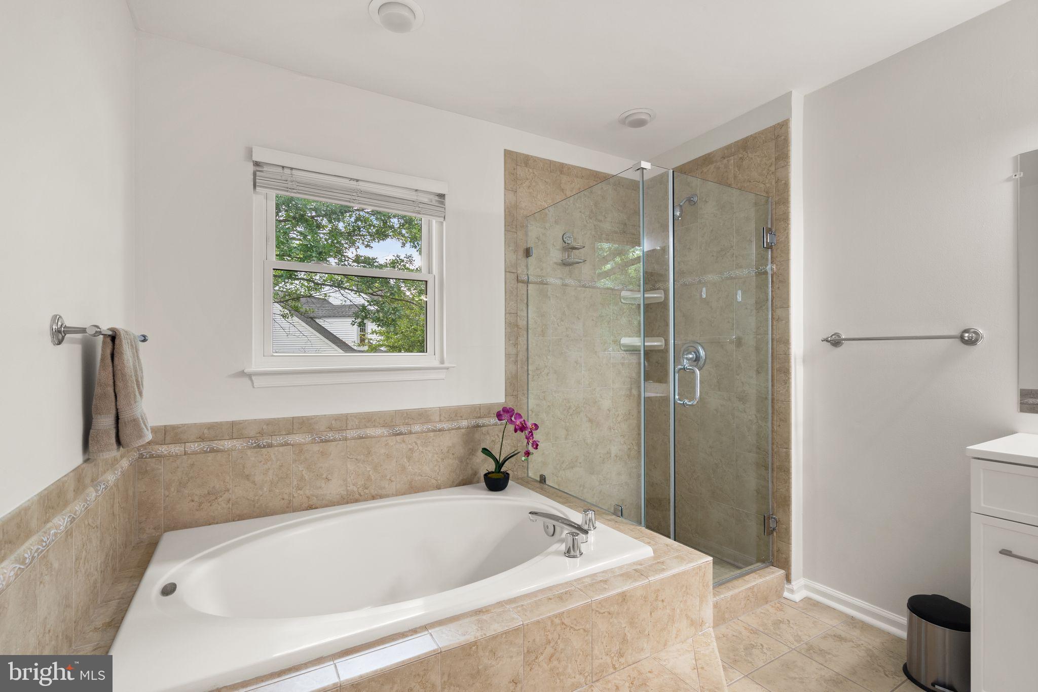 MANORS OF LEESBURG - Residential