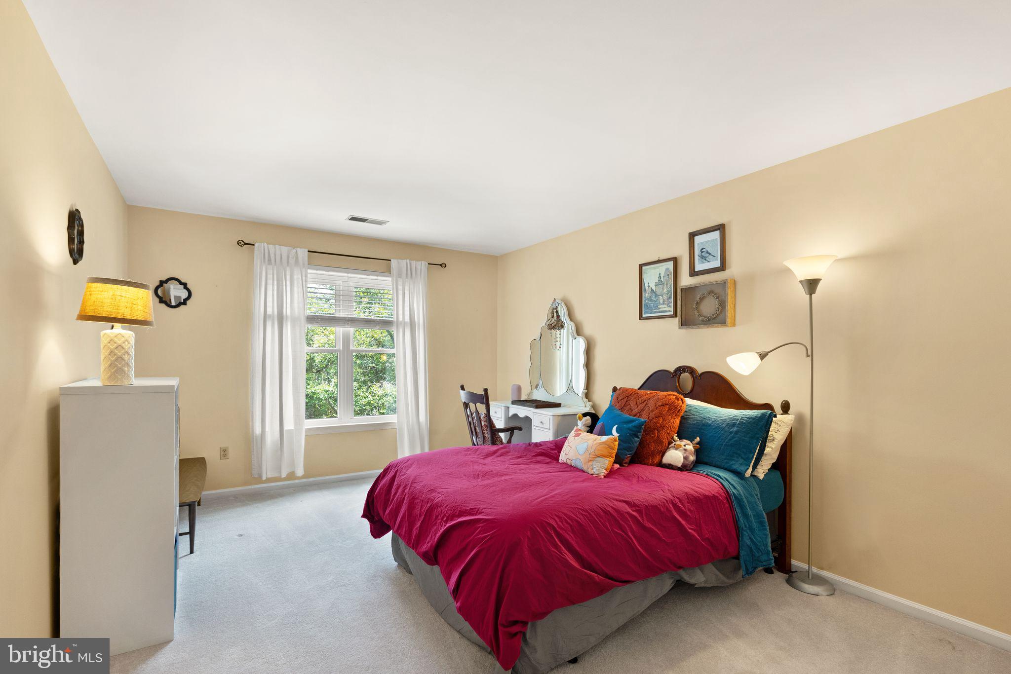 MANORS OF LEESBURG - Residential