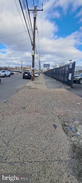 FRANKFORD - Commercial Sale
