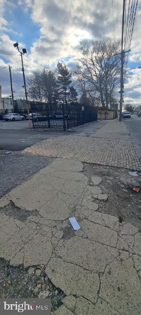 FRANKFORD - Commercial Sale