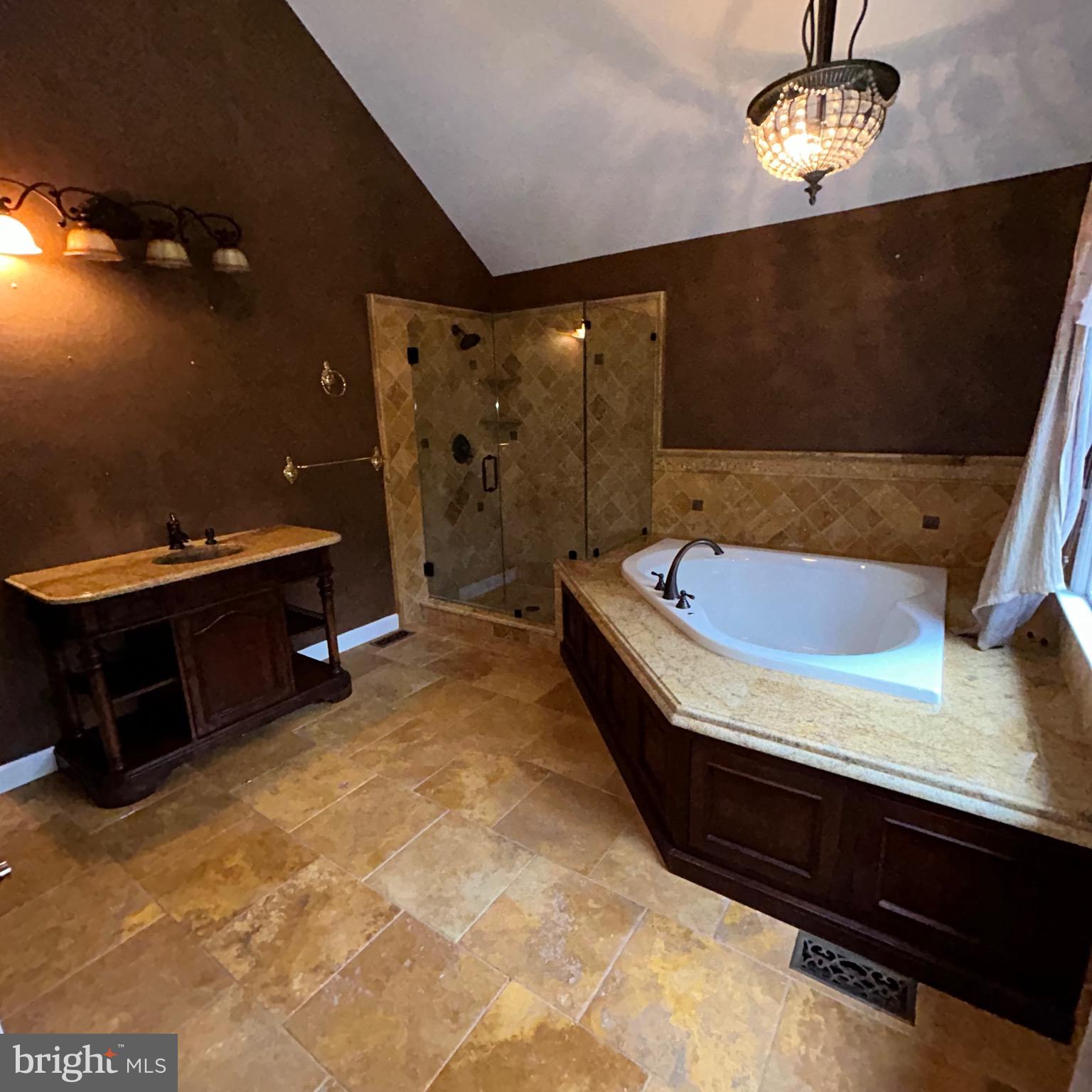 GLENMAR - Residential Lease