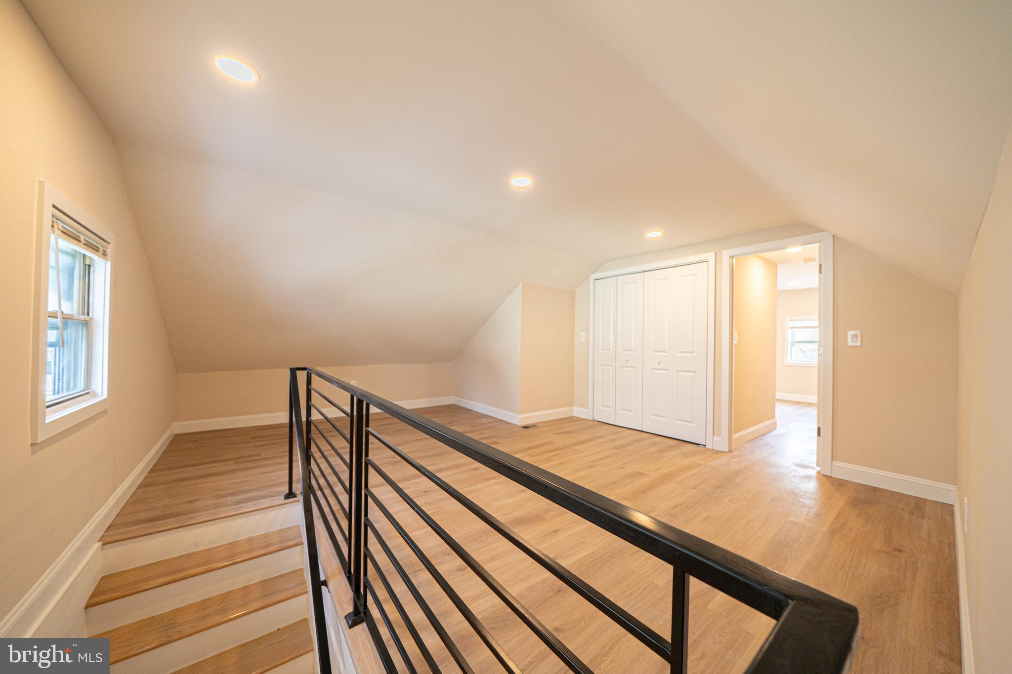 ACADEMY GARDENS - Residential