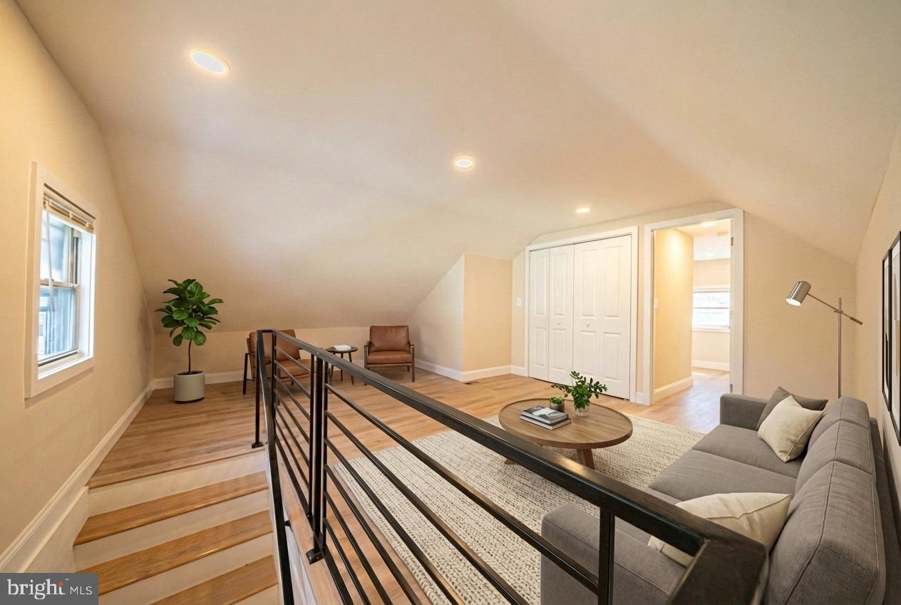 ACADEMY GARDENS - Residential