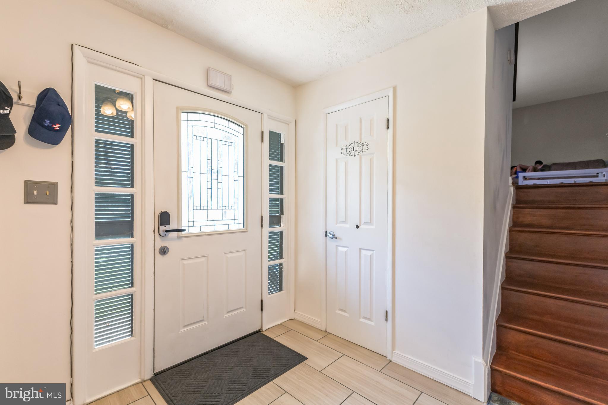1204 OAKLAND