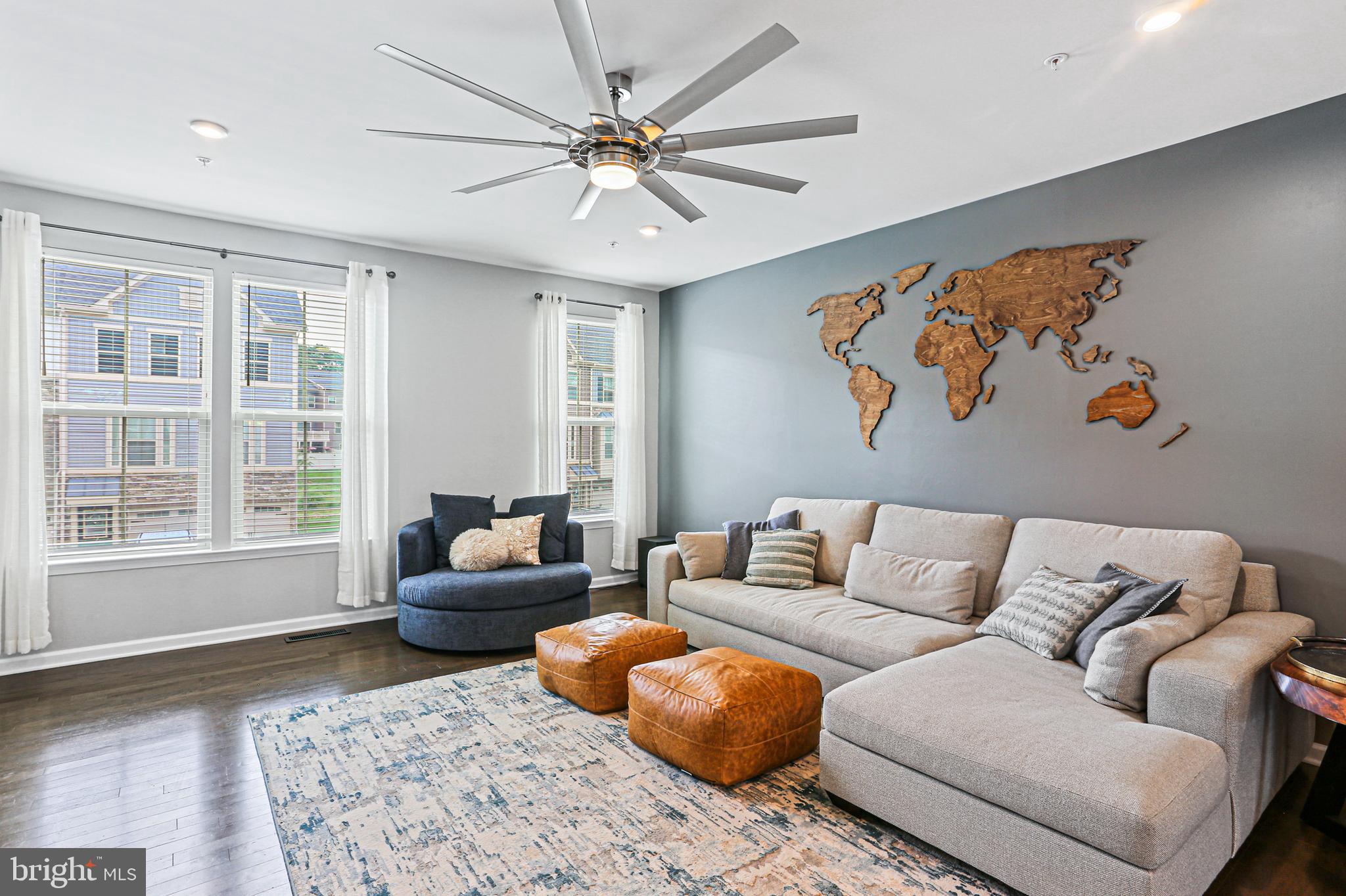 PONDVIEW - Residential