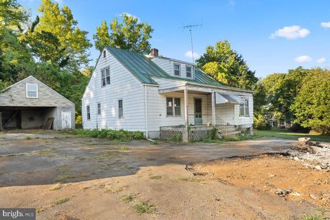 Photo of 7189 Middle Road, MIDDLETOWN, VA 22645 (MLS # VAFV2036808)