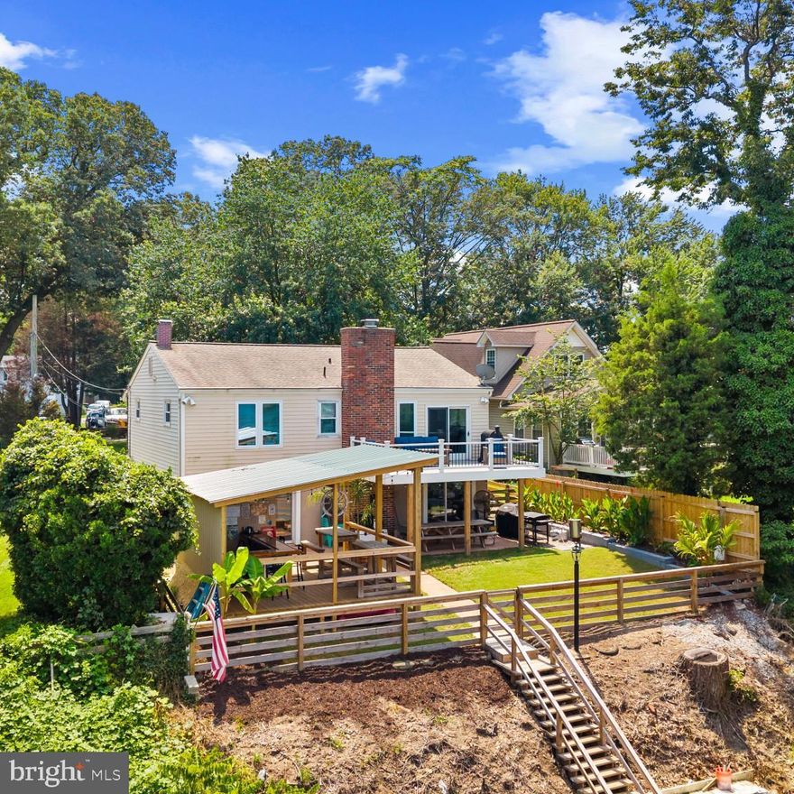 Back on the market and priced to sell quickly. Location, Location, Location and this one has it. Great five bedroom, three bath home located on Stoney Creek offering deep water and spectacular views. This split foyer home offers an open floor plan, large rooms, Master bath, large walk out deck, open large family room and much more. Don't be deceived this home offers a lot of room.  Home is located on large 50x275+ft. lot and has room for detached garage or additional additions. Pier is in the need of repair and seller has permit in hand, so it's ready for your pier plan lay out. Estimate for repairs 75K.  This is a true charmer inside and out. Home has been updated throughout and is ready for its new owner.