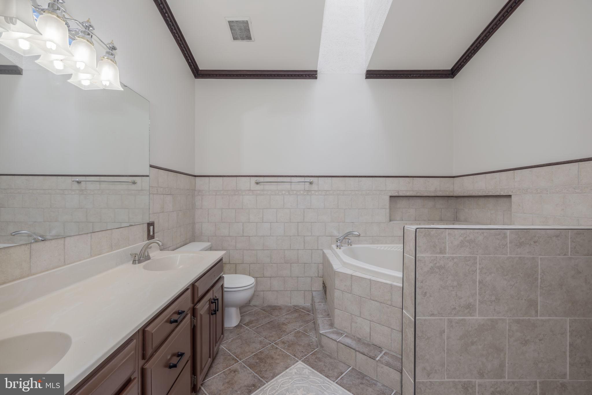 KINGSTOWNE - Residential