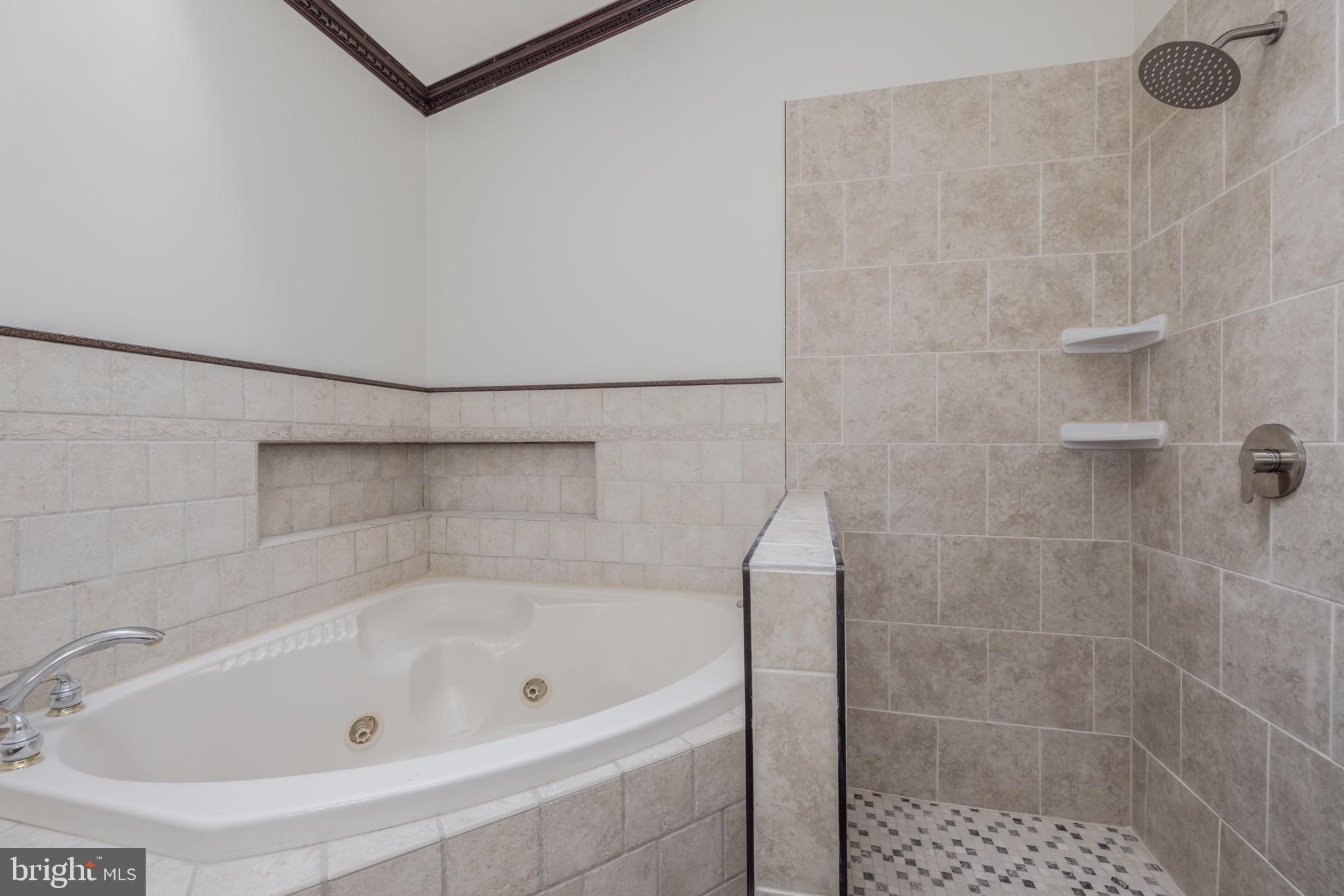 KINGSTOWNE - Residential