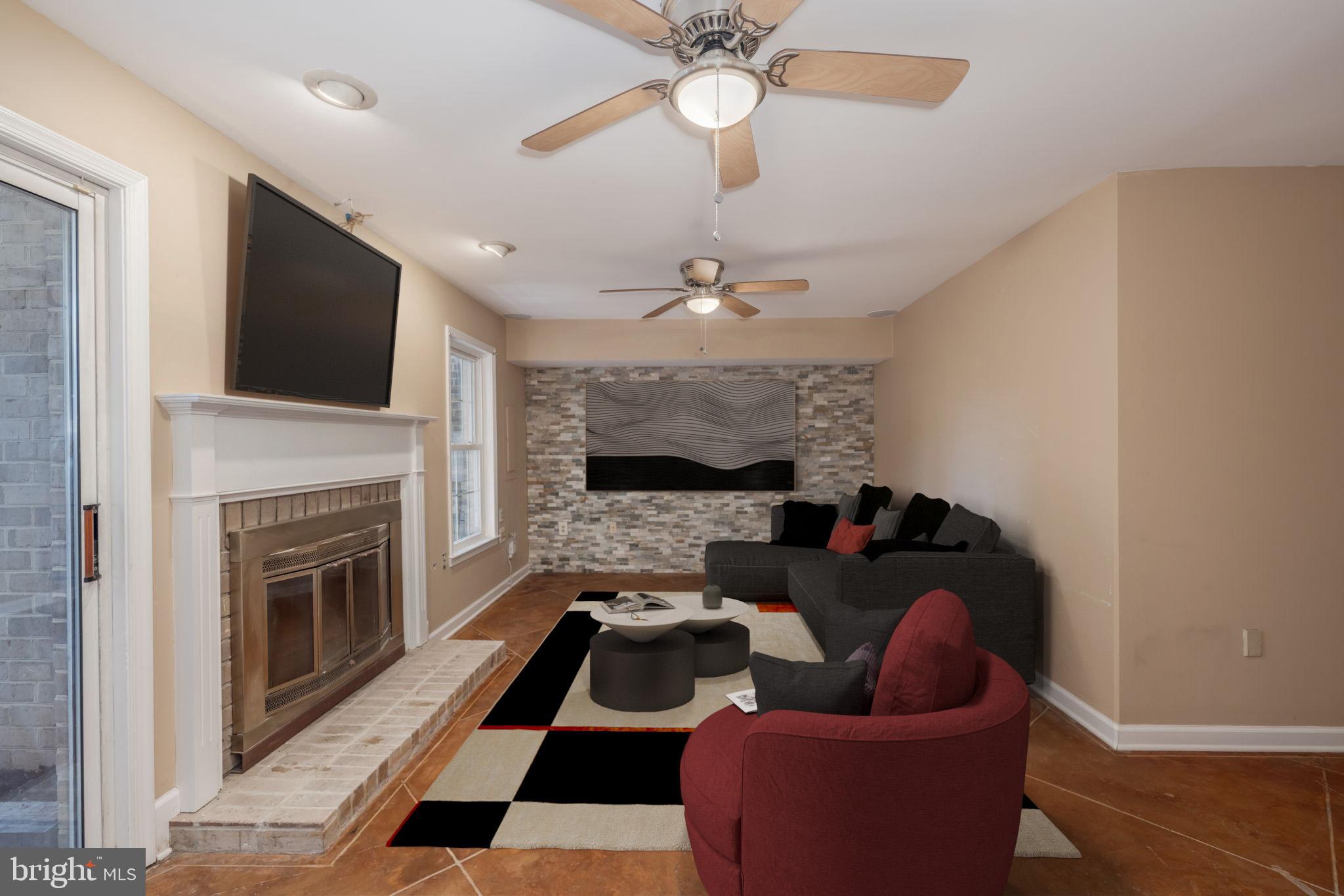 KINGSTOWNE - Residential