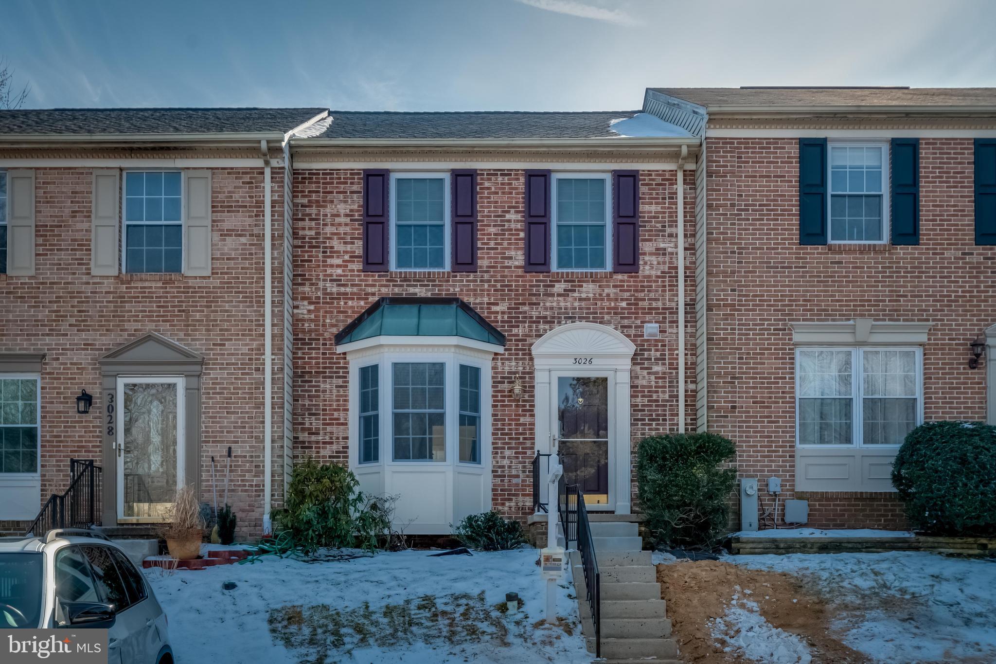 CONSTANT FRIENDSHIP - Residential