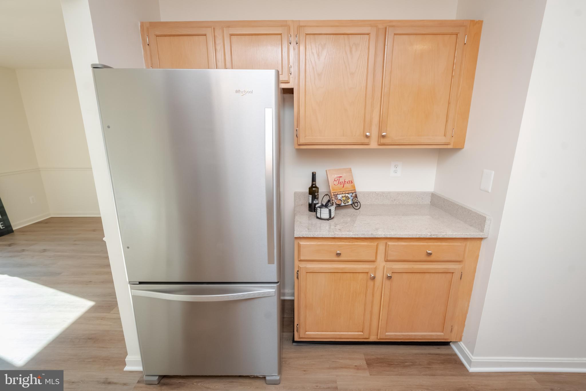 CONSTANT FRIENDSHIP - Residential