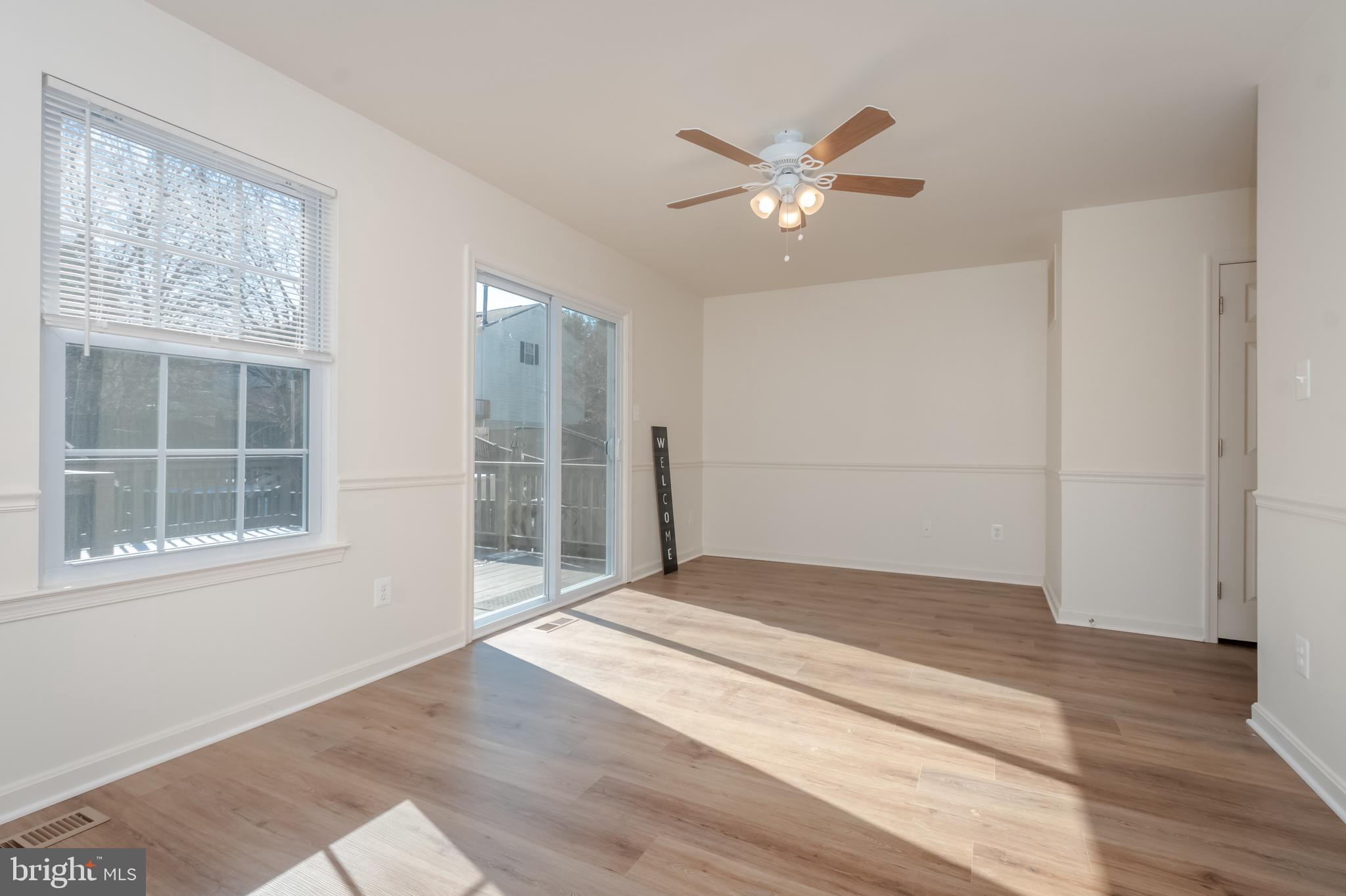 CONSTANT FRIENDSHIP - Residential