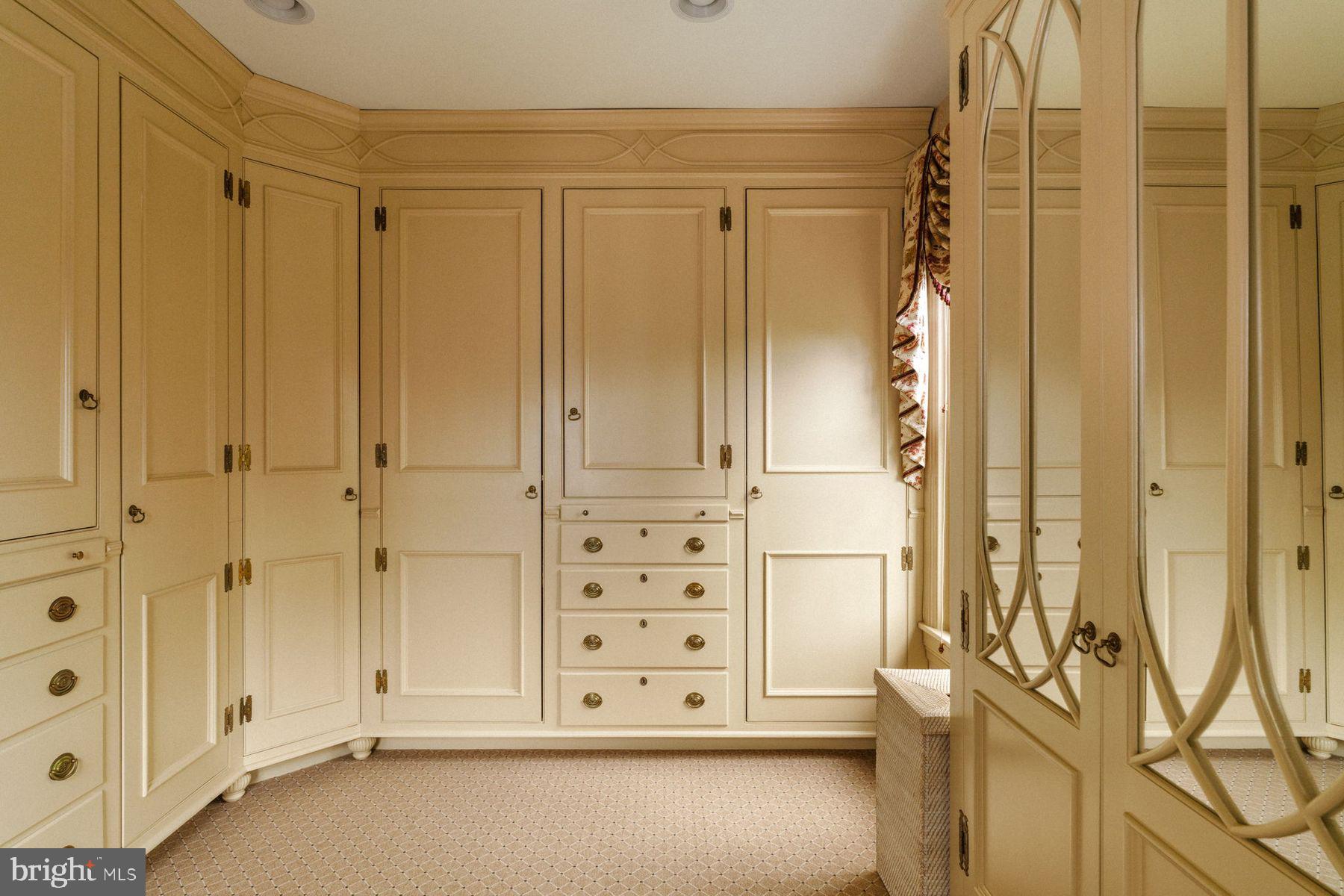 DOYLESTOWN BORO - Residential