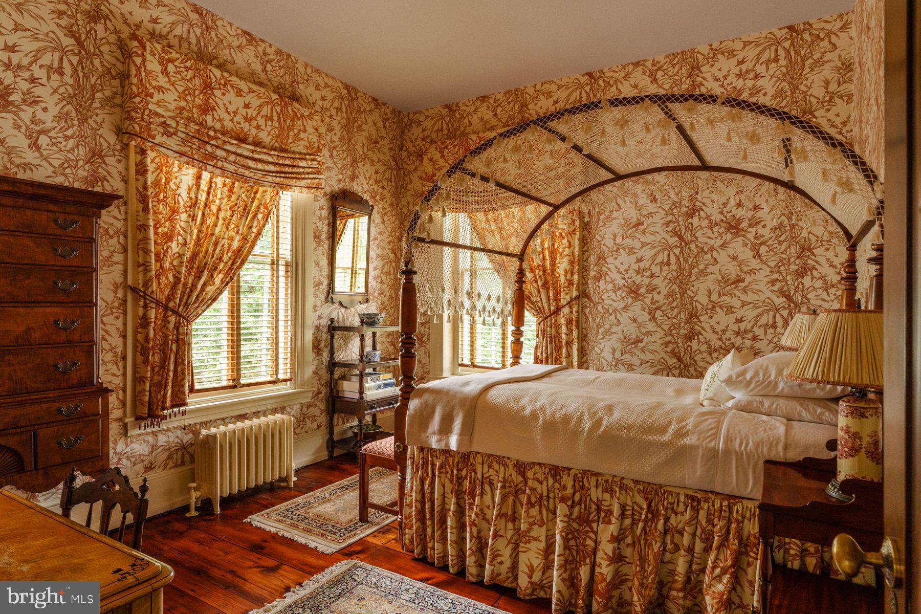 DOYLESTOWN BORO - Residential