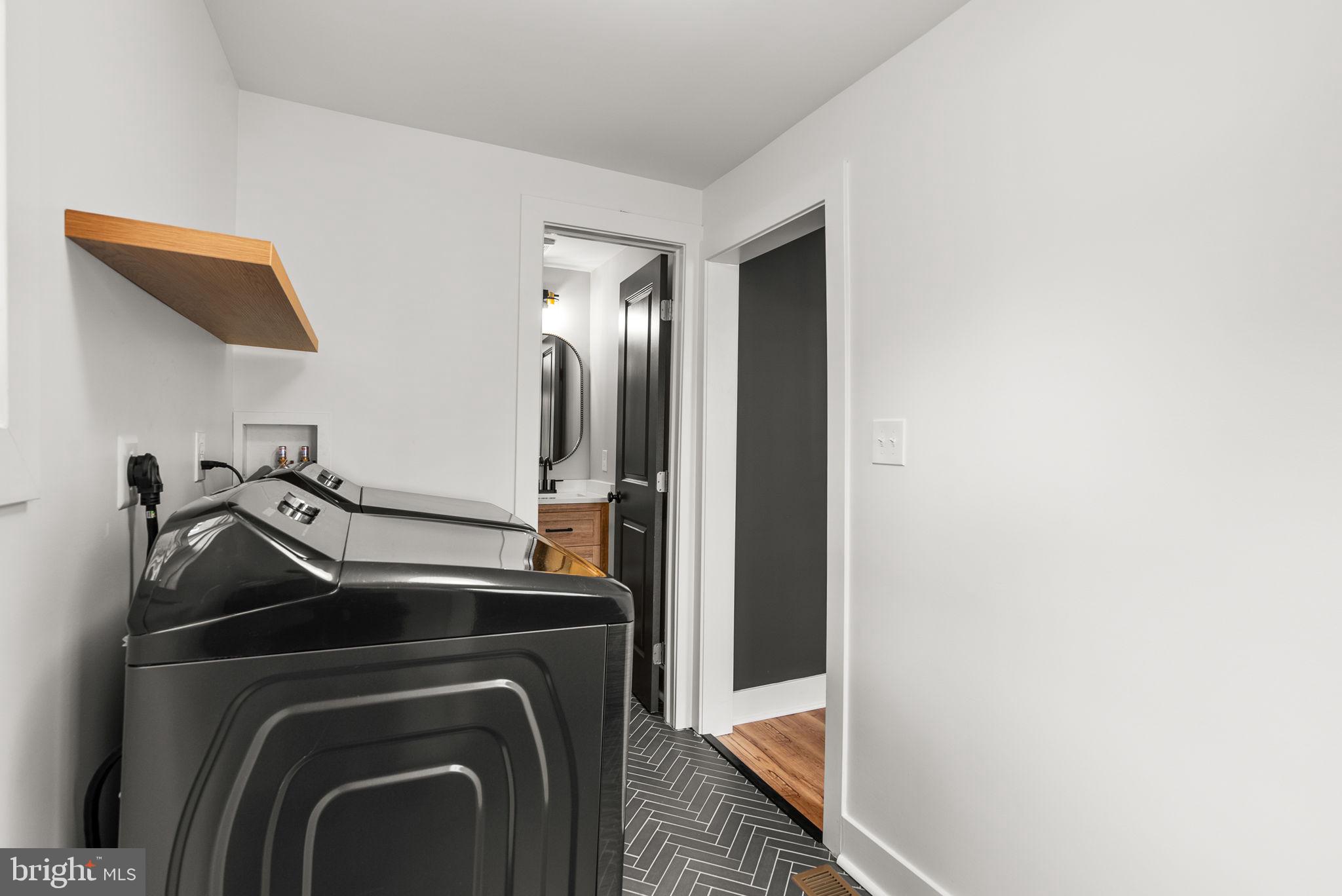 HISTORIC HYATTSVILLE - Residential