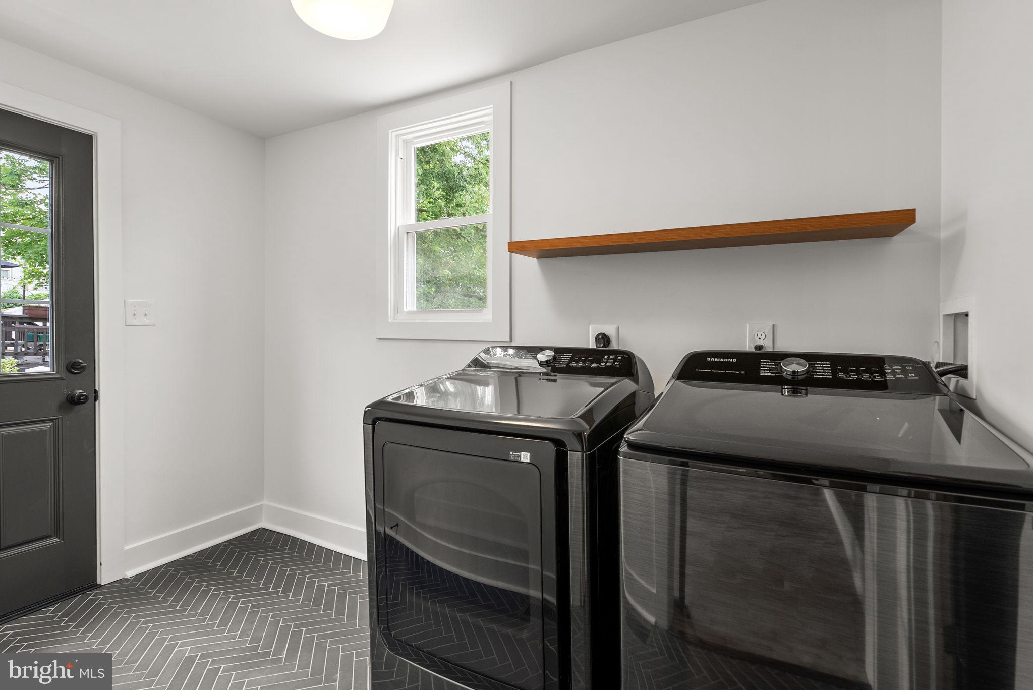 HISTORIC HYATTSVILLE - Residential