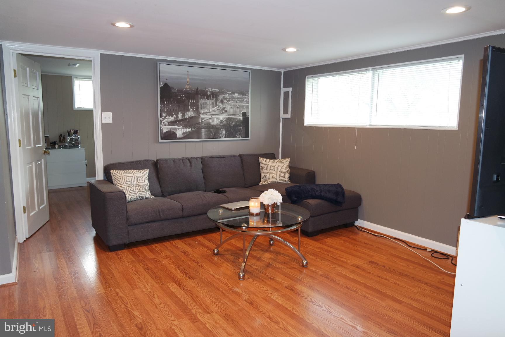 POHICK ESTATES - Residential