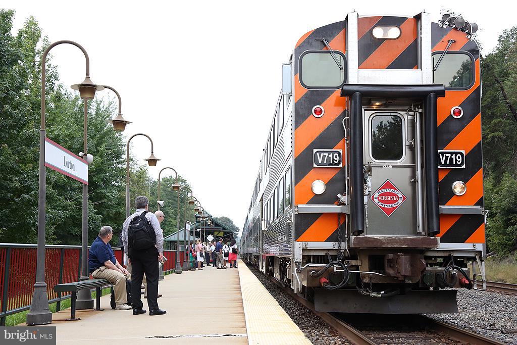 POHICK ESTATES - Residential