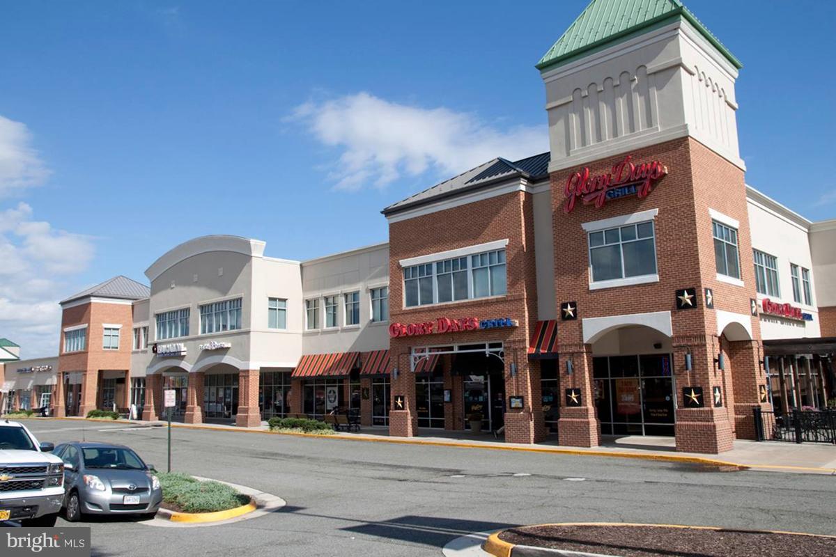 POHICK ESTATES - Residential