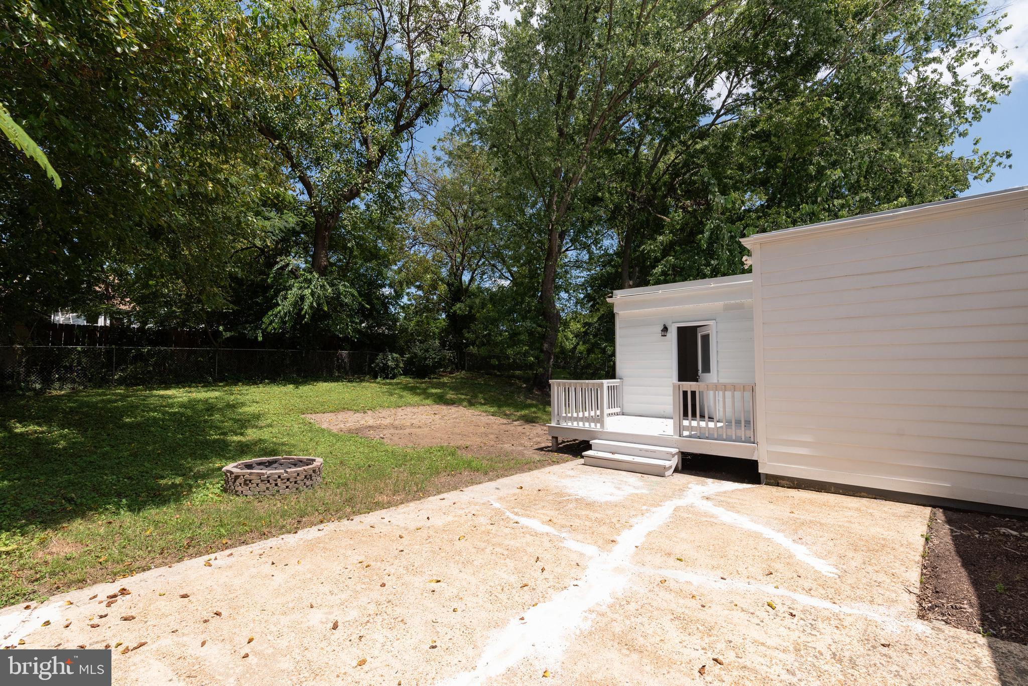 HERMITAGE PARK - Residential