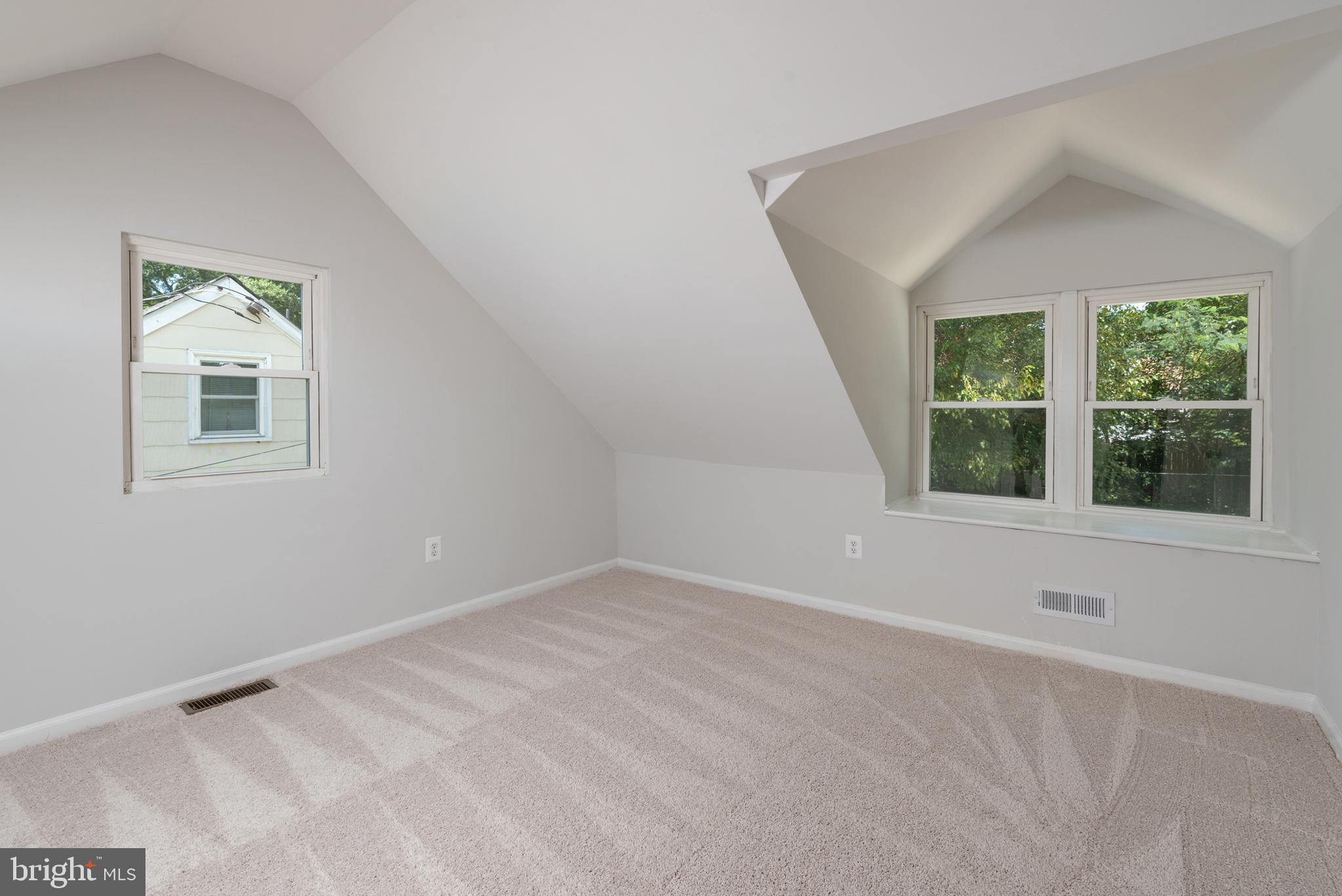 HERMITAGE PARK - Residential