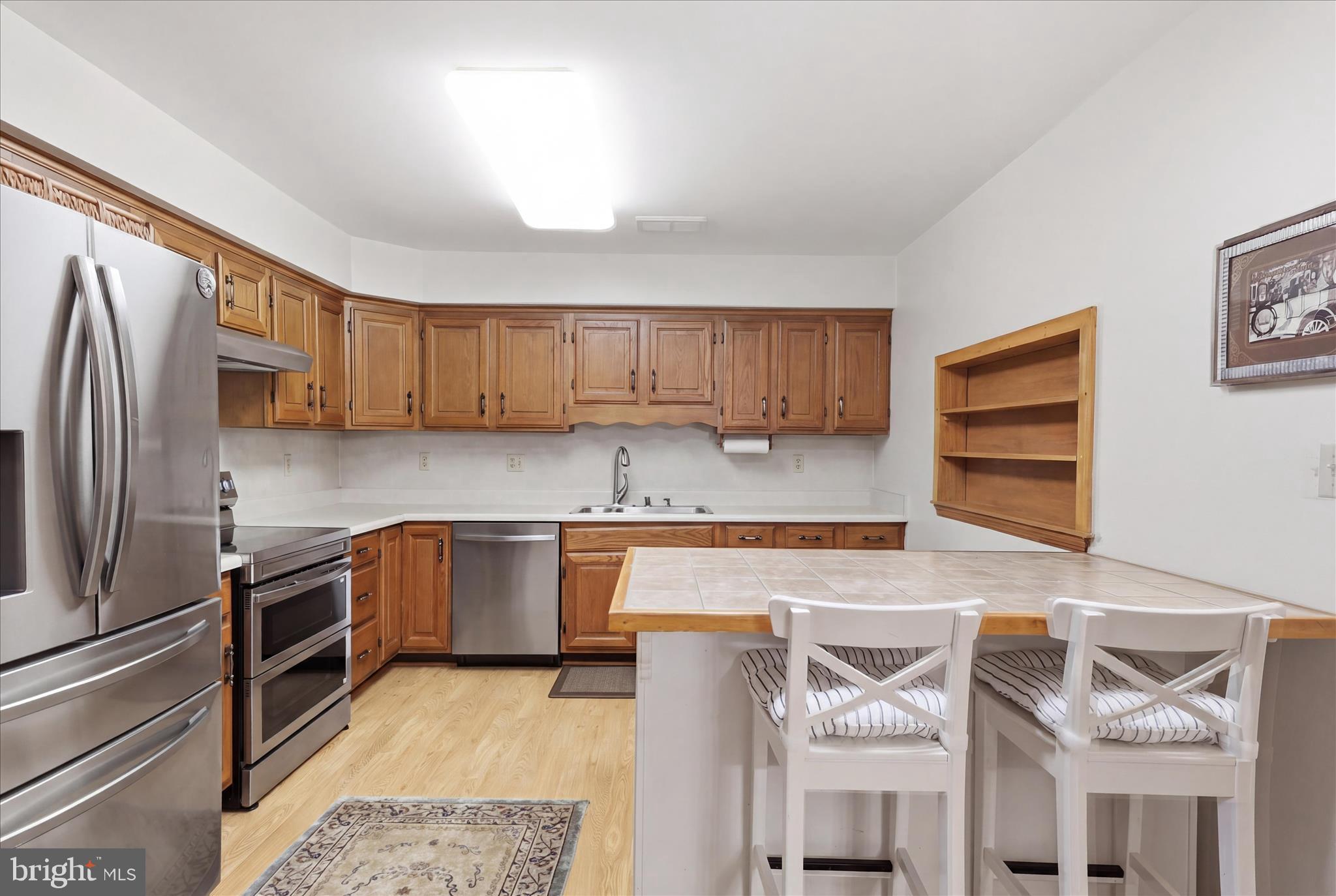 TOWNE OAK VILLAGE - Residential