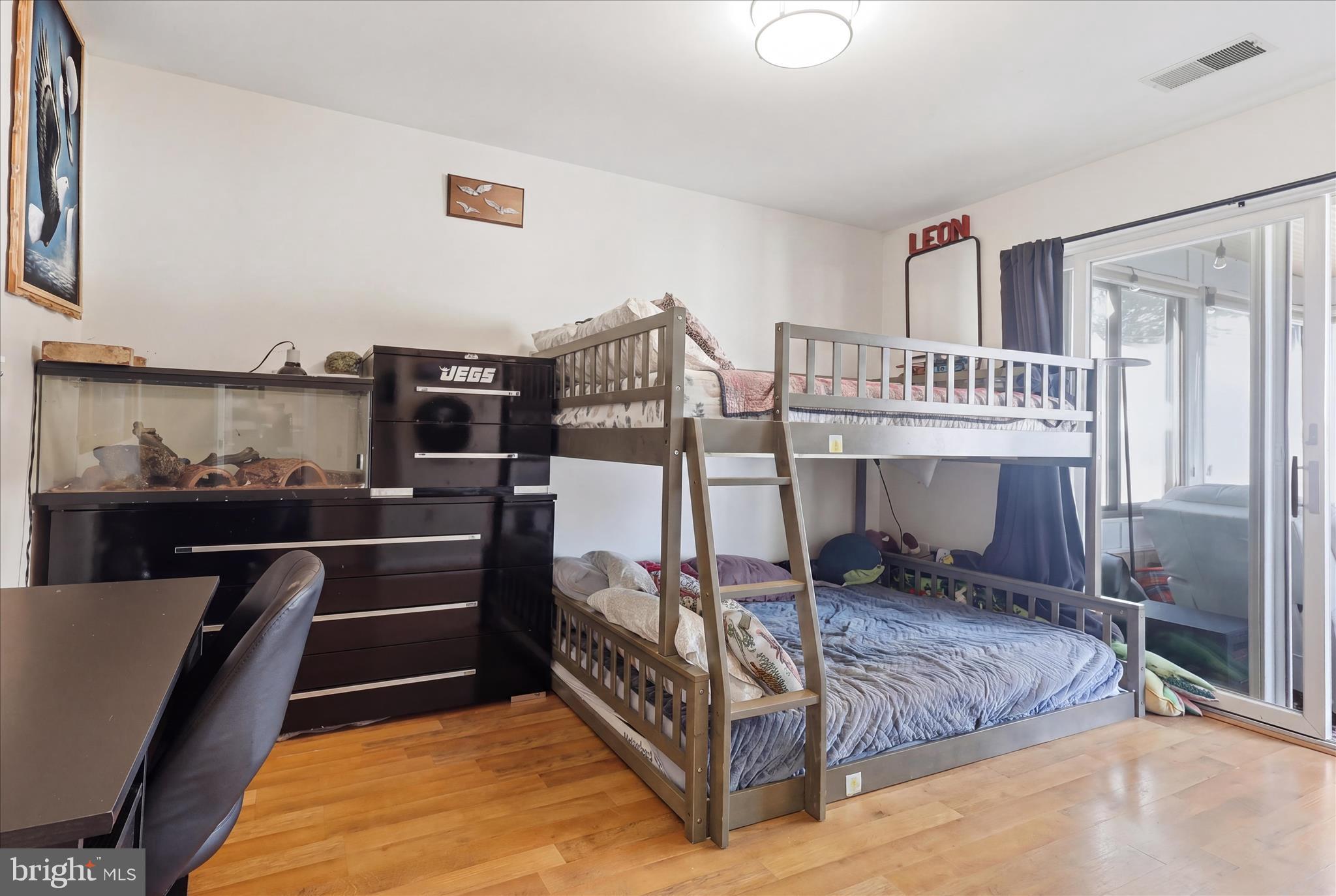 TOWNE OAK VILLAGE - Residential