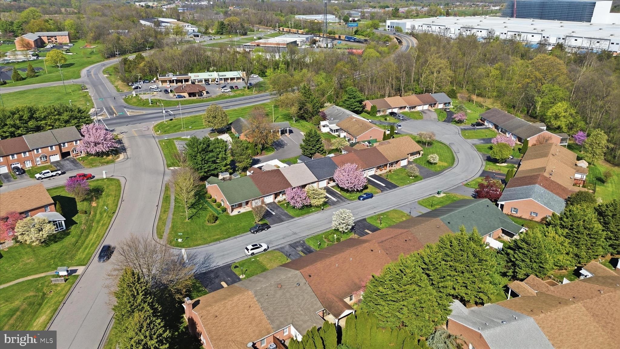 TOWNE OAK VILLAGE - Residential