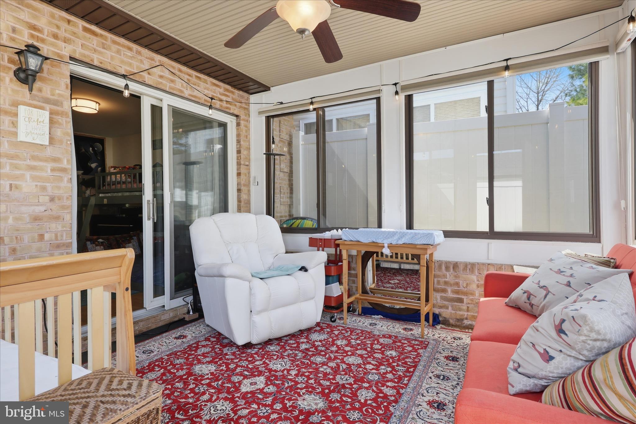 TOWNE OAK VILLAGE - Residential