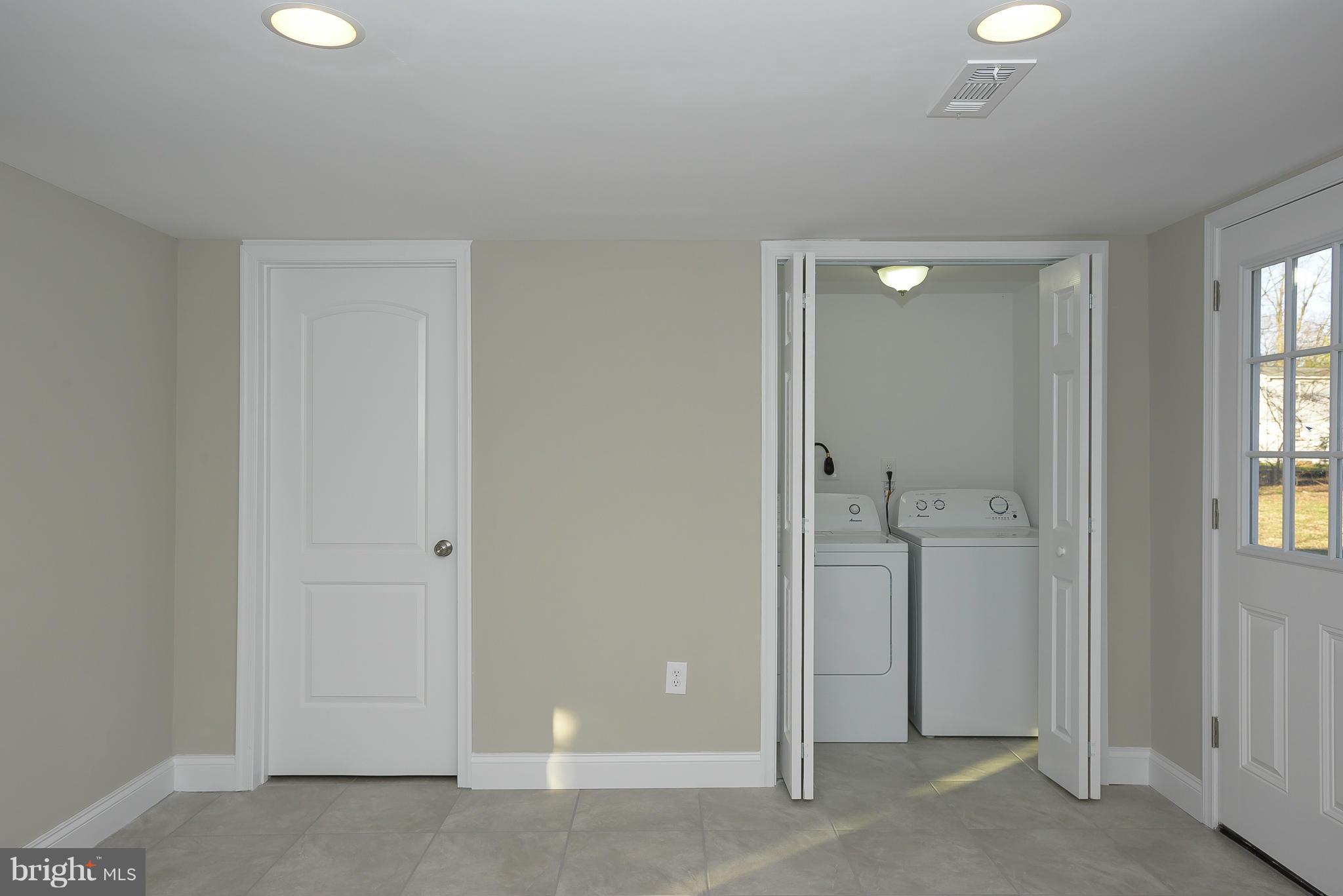 CHELSEA BEACH - Residential