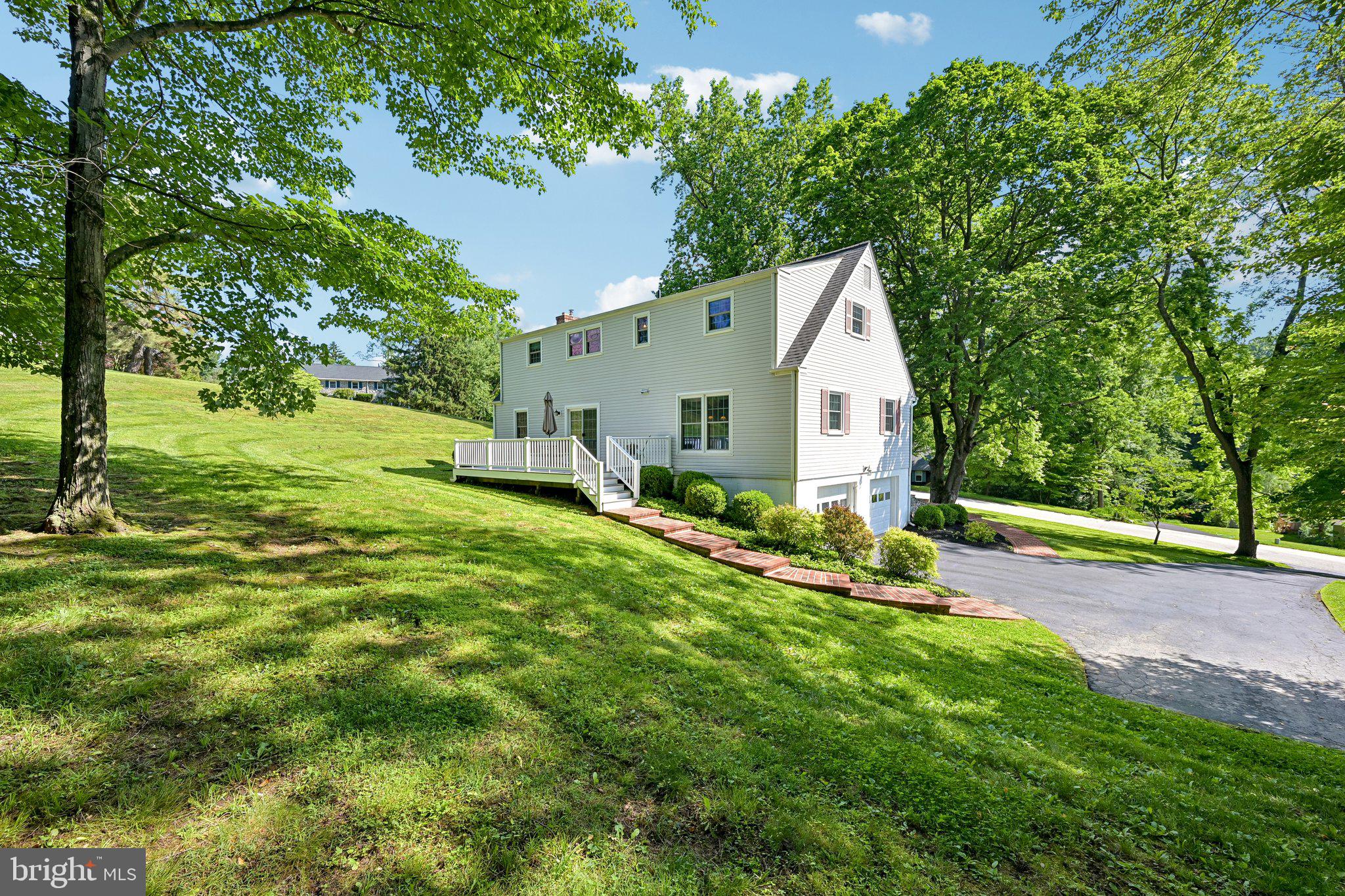 36 DOGWOOD LANE