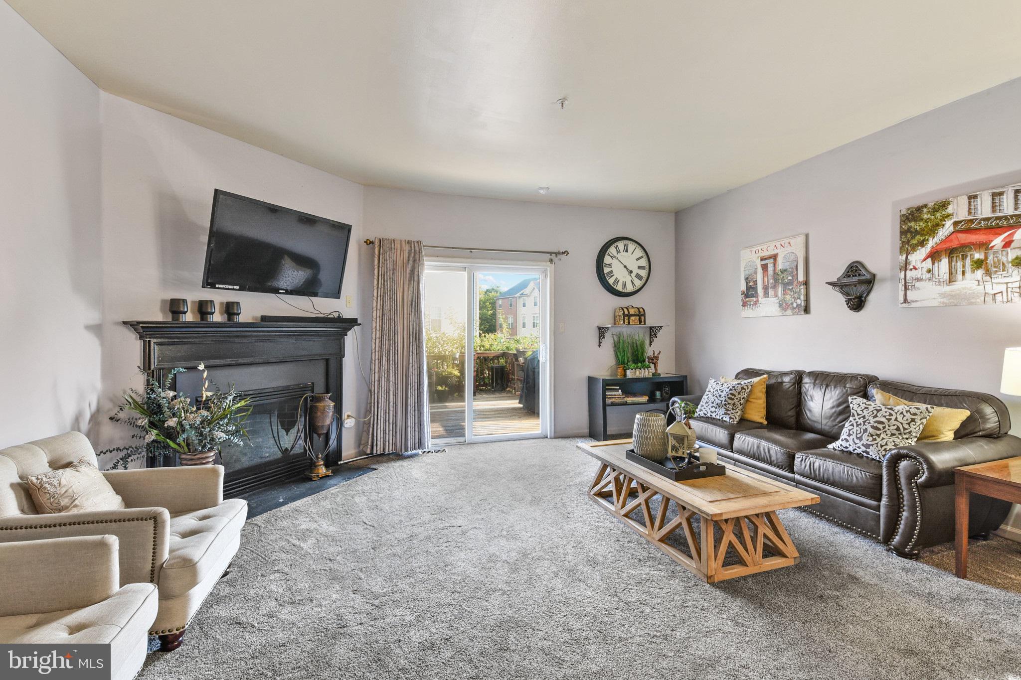 PERSIMMON CREEK - Residential