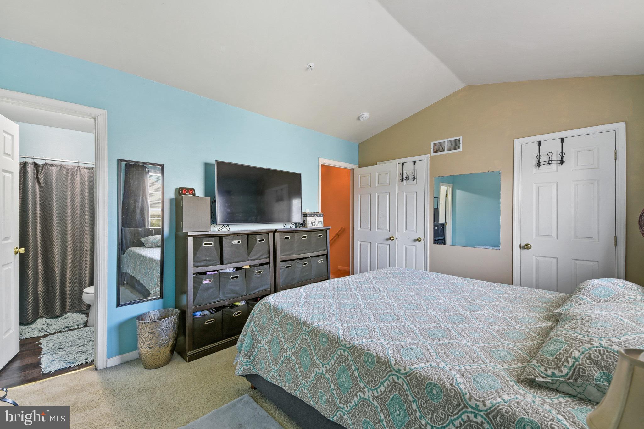 PERSIMMON CREEK - Residential