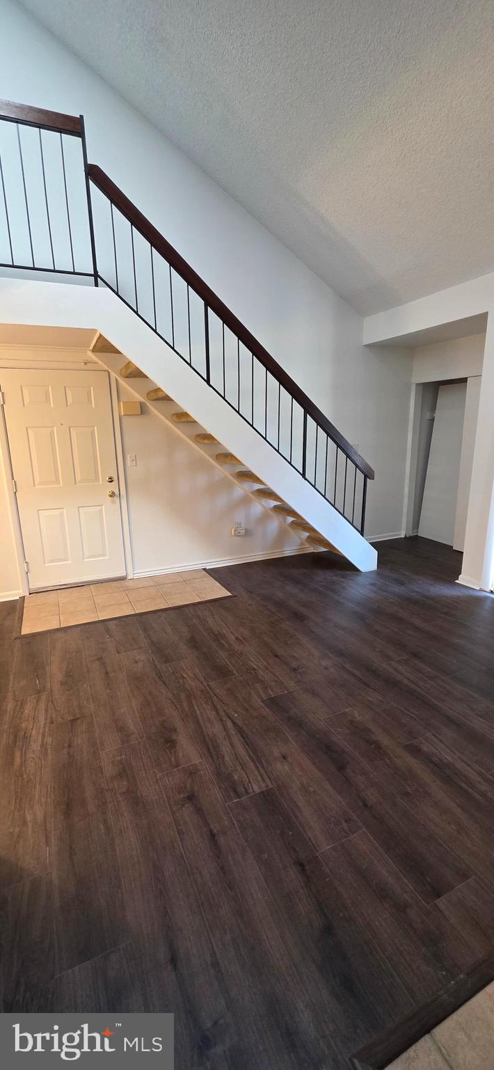 602 RAVENS CREST DRIVE