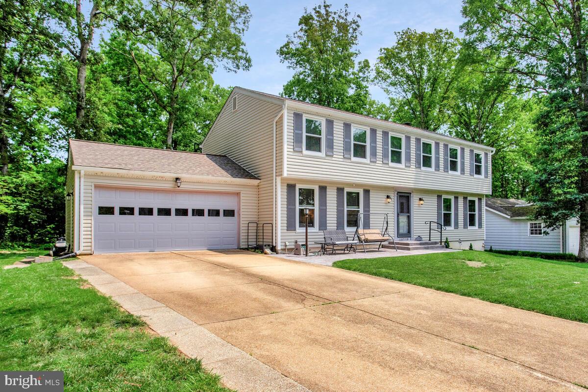 15715 SINGLETREE LANE