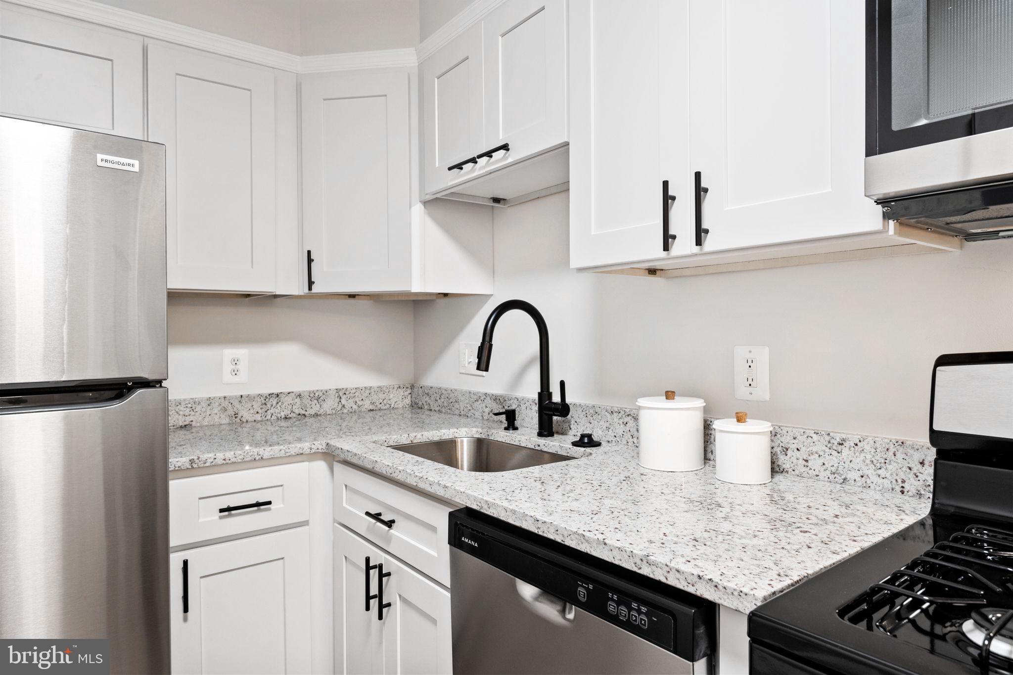 WEST SPRING - Residential